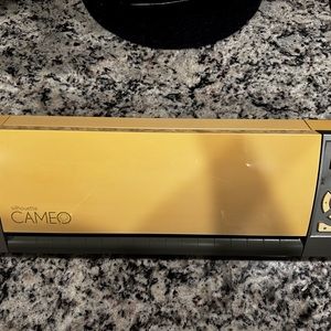 Cameo Silhouette